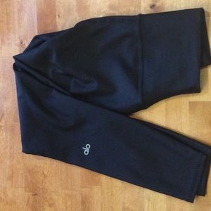 Alo Yoga black leggings small like new